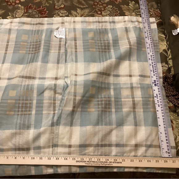 Arrow 3 pc Reversible Comforter Set-Twin Size - Picture 8 of 15